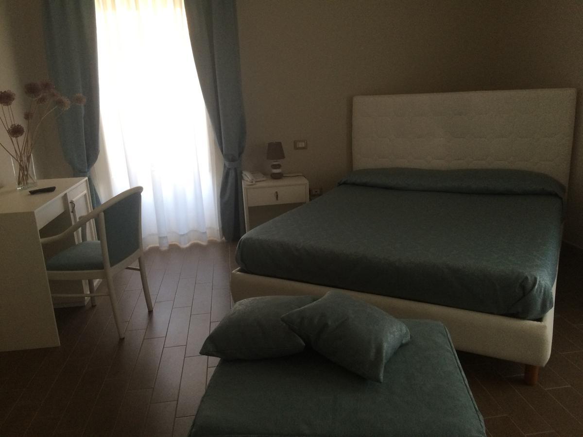 Hotel Sant'Anna Floresta Екстер'єр фото
