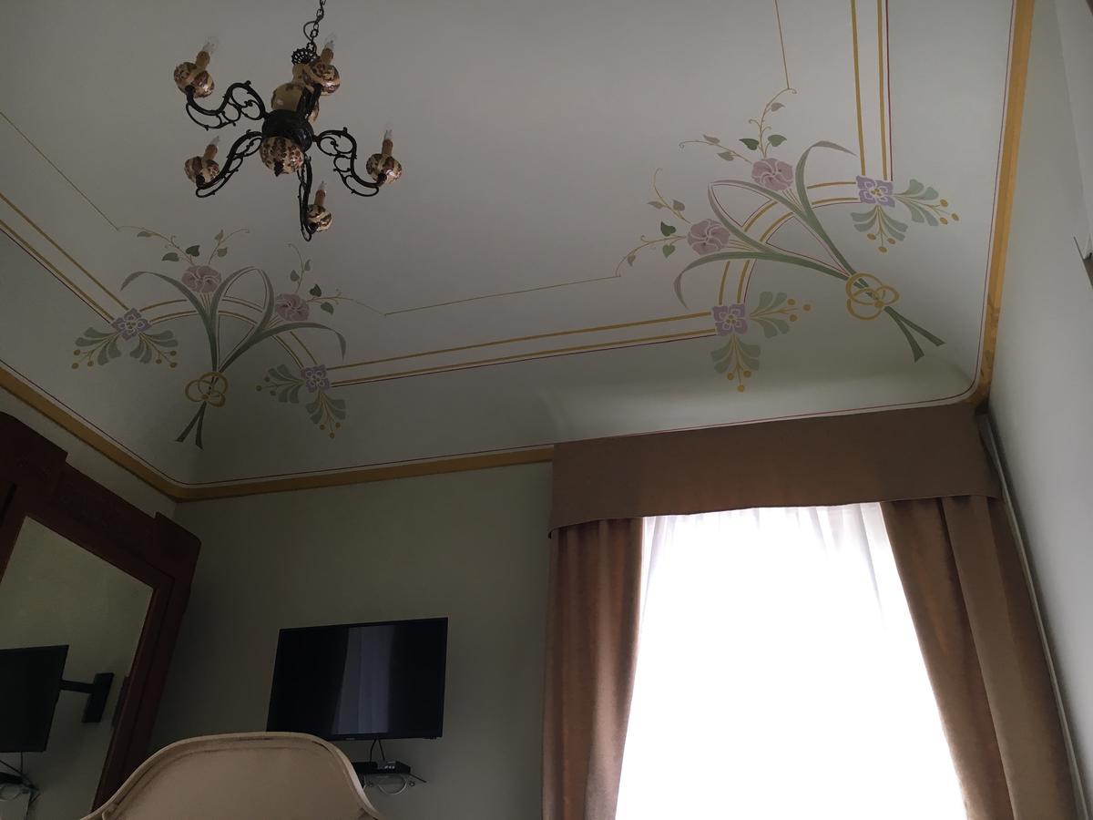Hotel Sant'Anna Floresta Екстер'єр фото